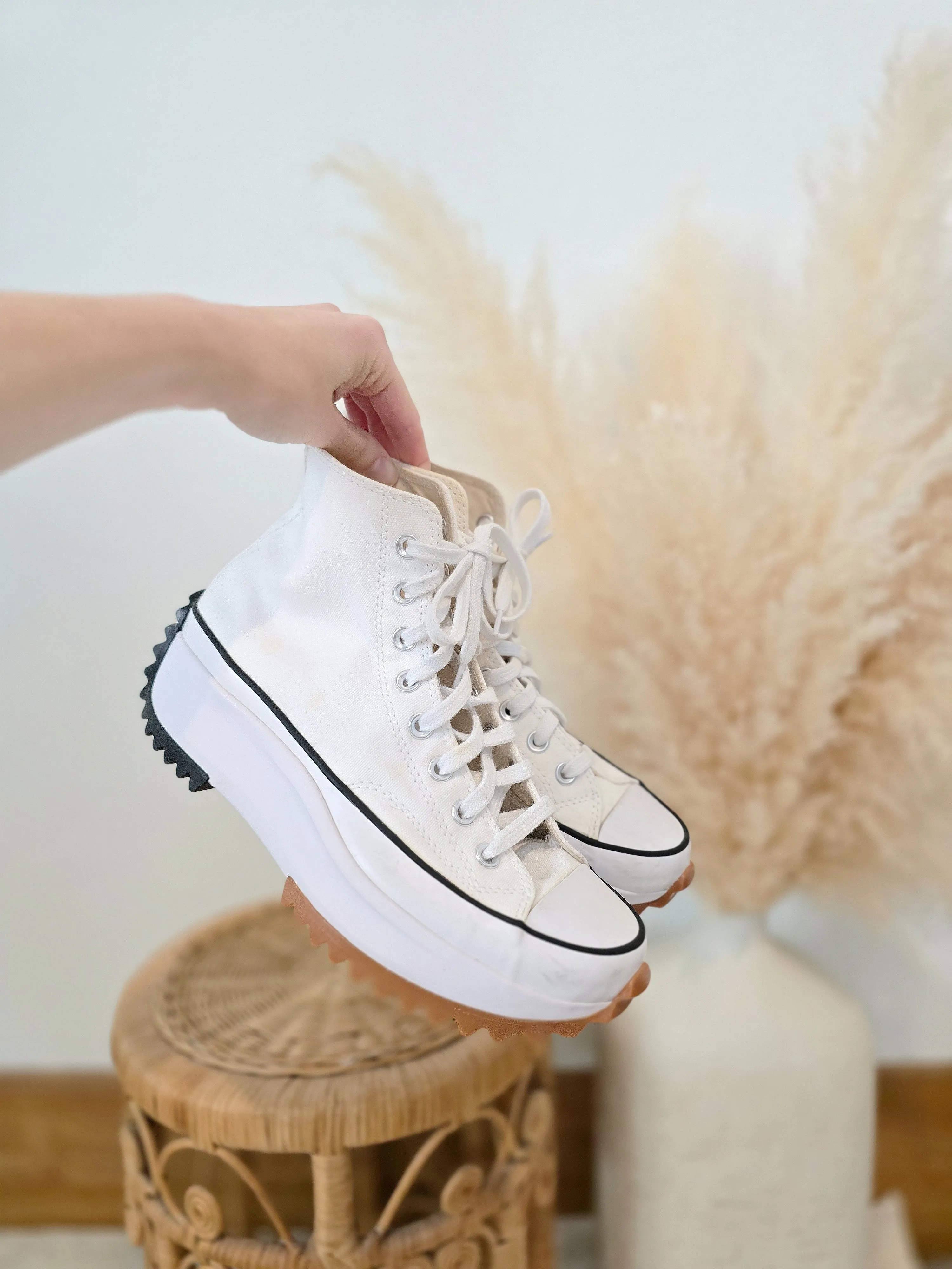 Converse White Platform Sneakers (9)