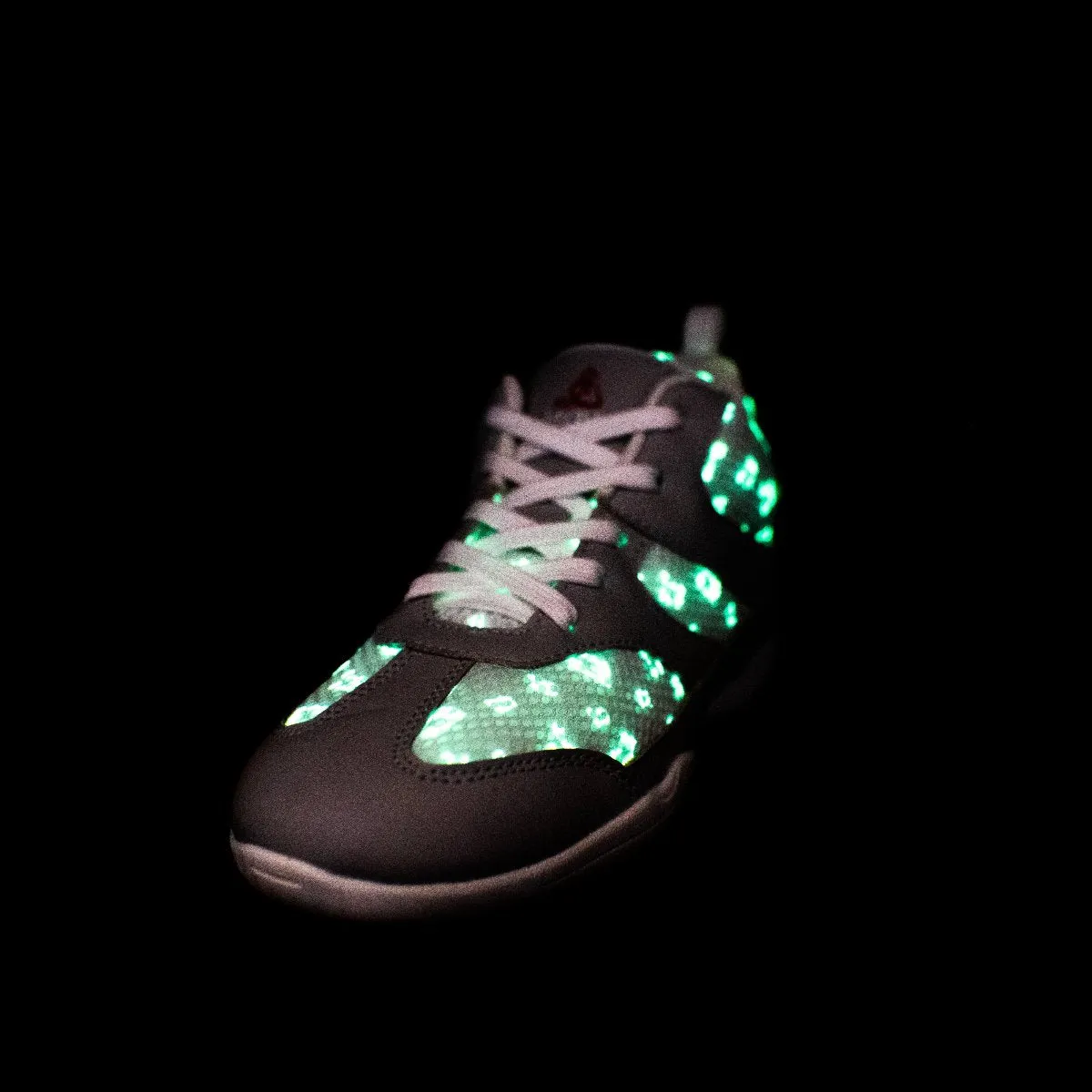 Glowing Rhythm Dance Sneakers - White