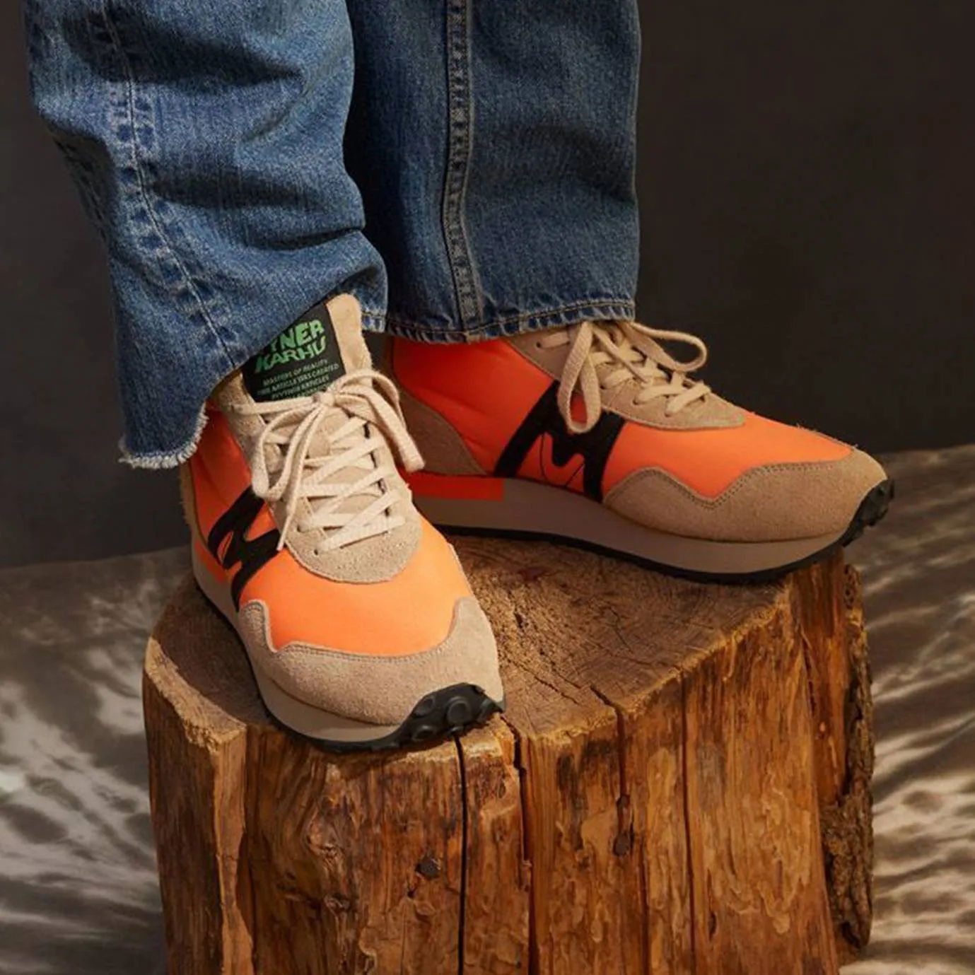 KARHU X VYNER ARTICLES M RUNNER - SMOKE GRAY / NECTARINE