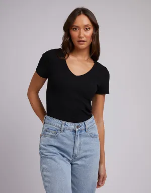 Lily V Neck Tee Black