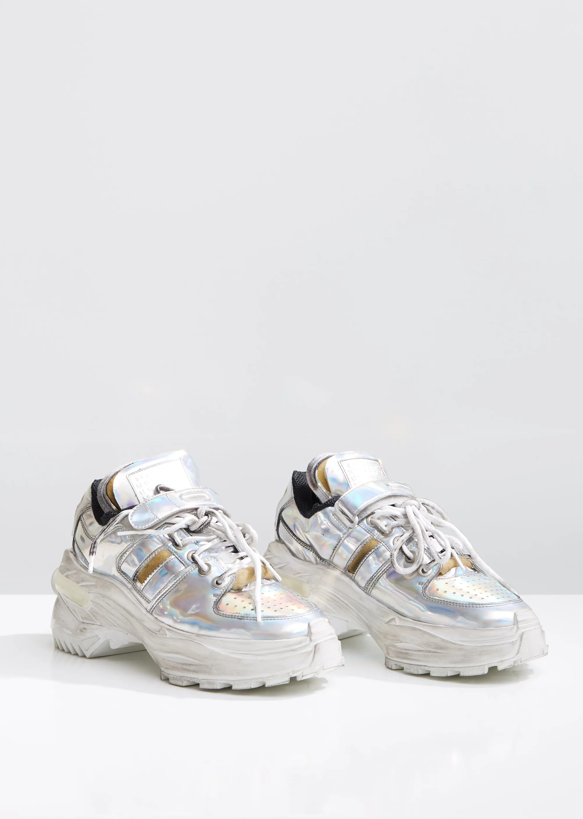 Metallic Low Top Retro Fit Sneakers