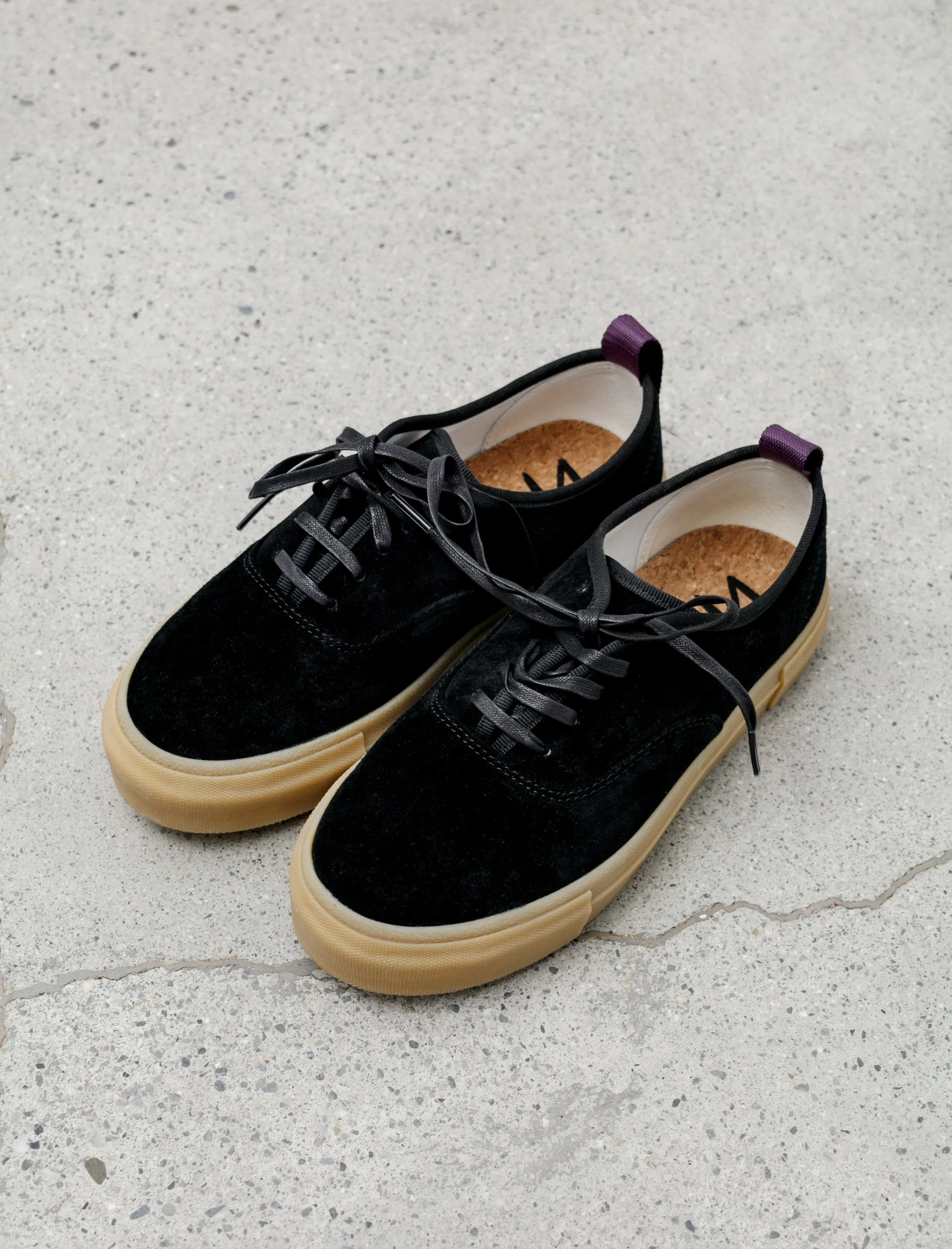 Mother Suede Gum Sole Black