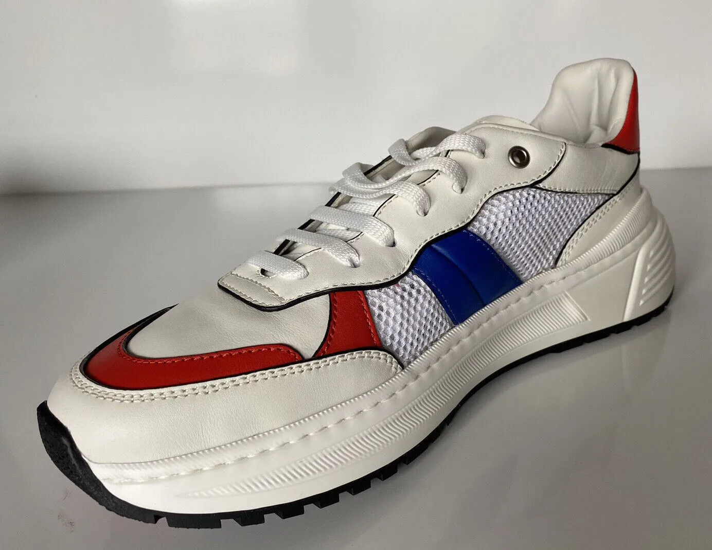 NIB Bottega Veneta Mens Leather & Mesh Sneakers White/Red/Blue 11 US 565646 9080