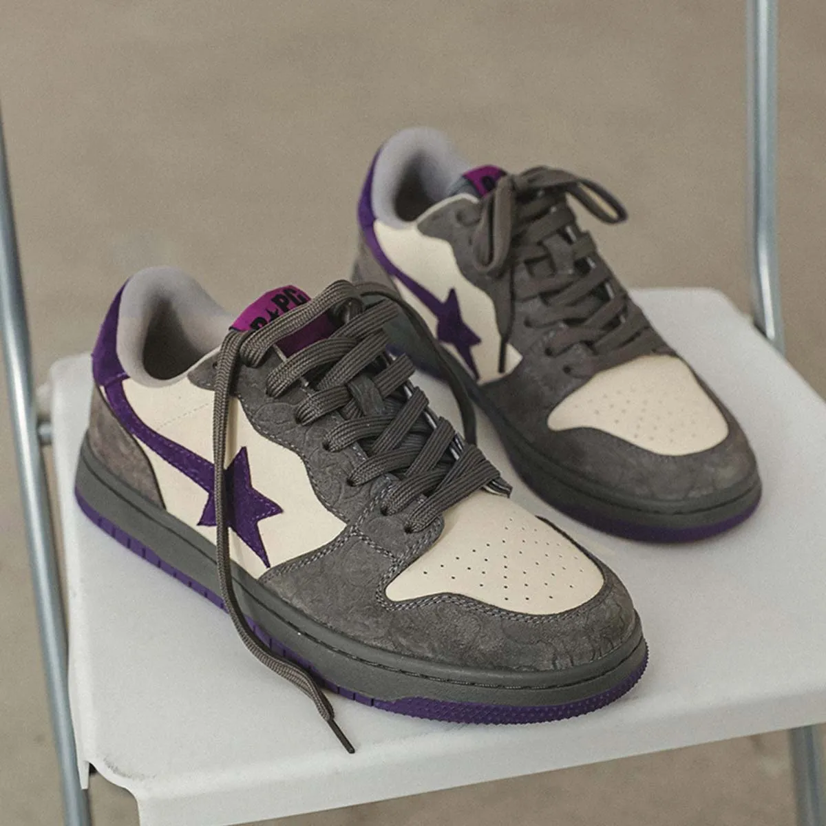 Purple Star Vintage Sneakers