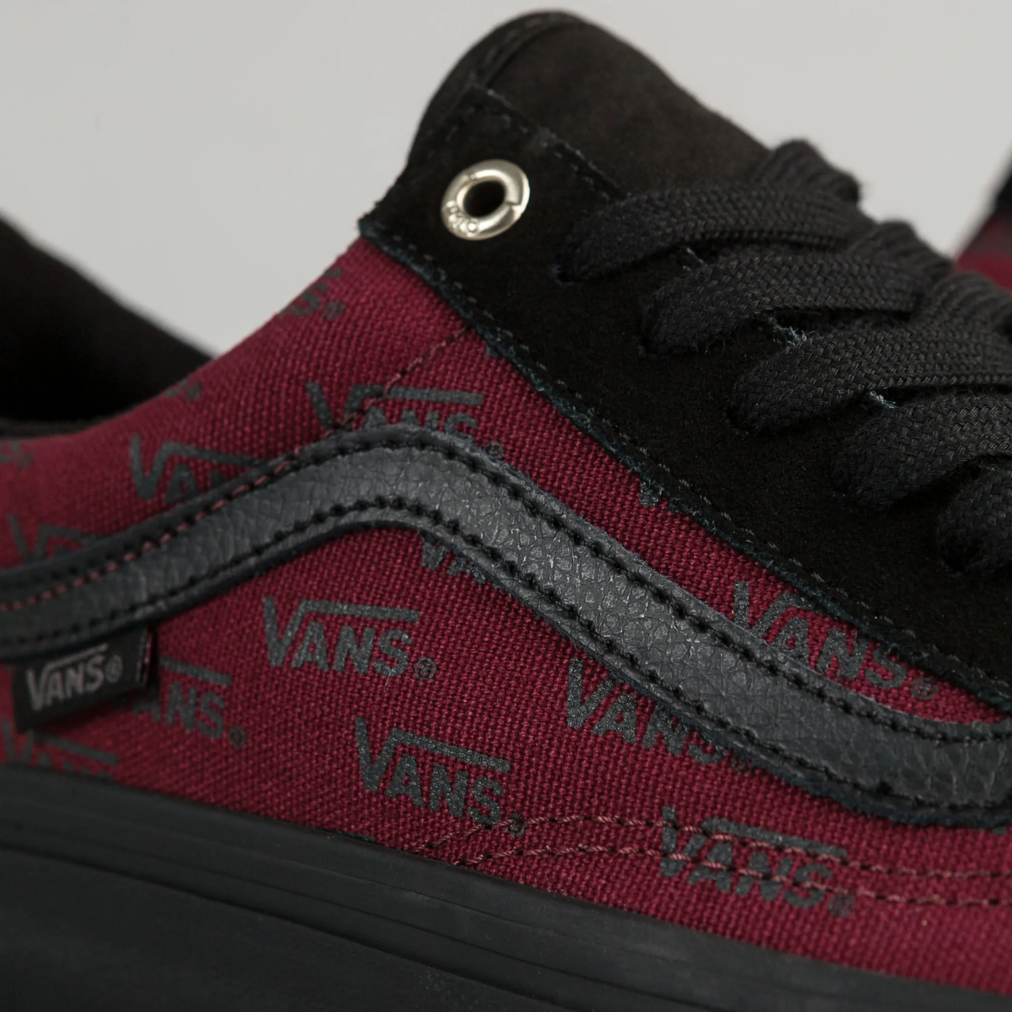 Vans Old Skool Pro Shoes - Port Royale / Black