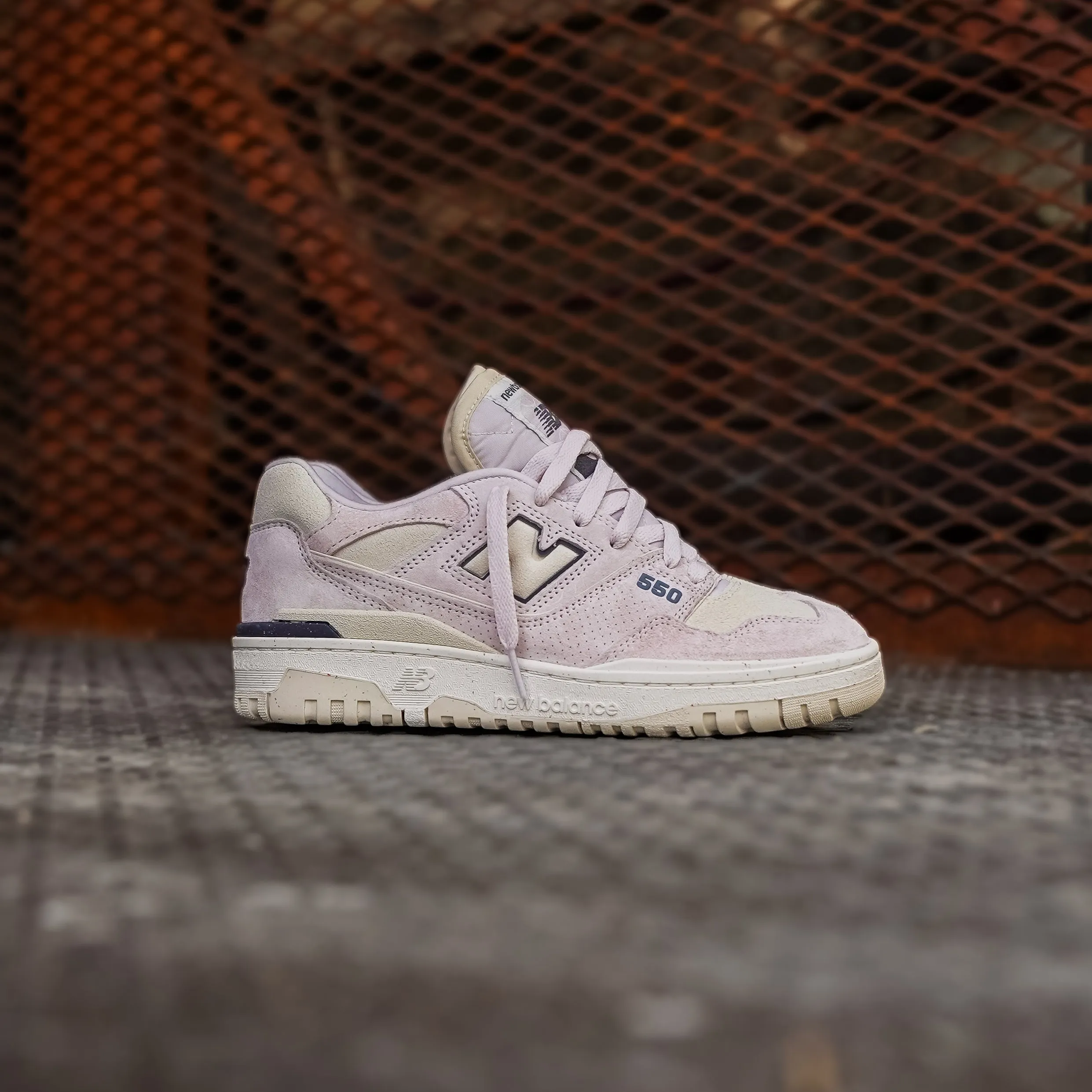 Women's New Balance 550 (Beige/Pink) - BBW550RC